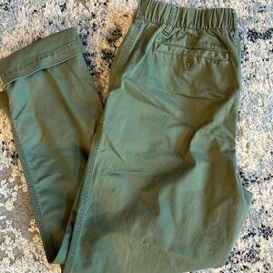 Old Navy green pants